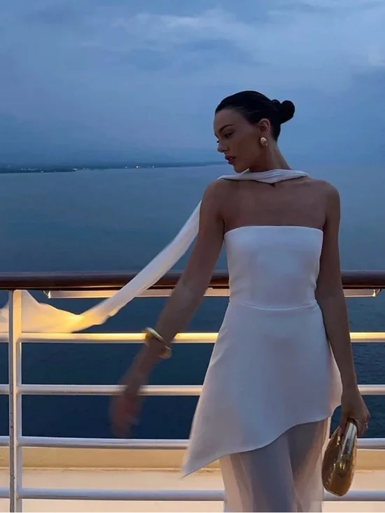 NEVER WORN - Elegant White Strapless Chiffon Asymmetrical Maxi Dress - Picture 4 of 6